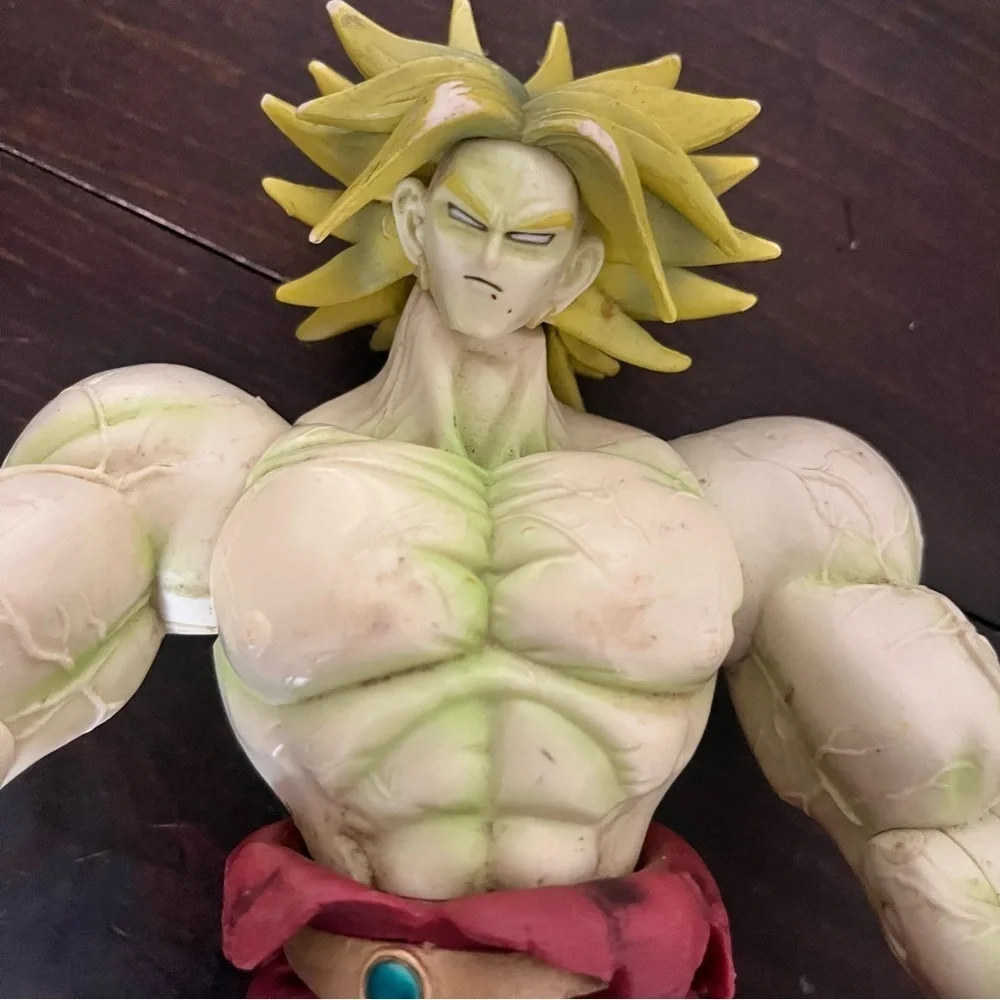 Super Saiyan Legendary Broly 10 1/2” Dragon Ball Z Green
